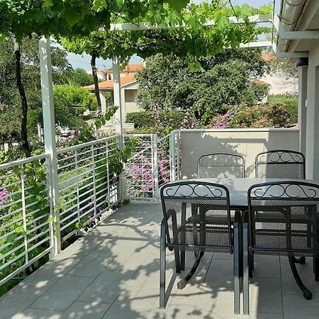 Apartamento Haus Mirela Ližnjan Exterior foto